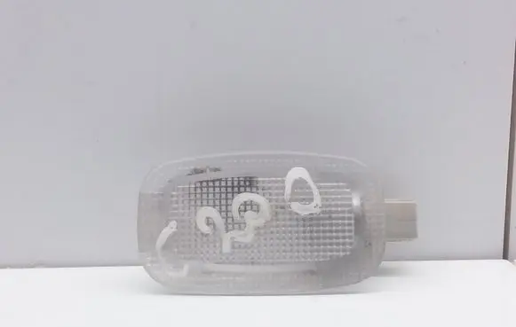 Mercedes-Benz C W204 Front seat light A2218250882