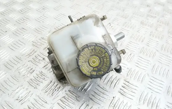 Opel Zafira A Master brake cylinder