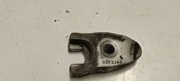 Porsche Cayenne (92A) Fuel Injector clamp holder 059216J