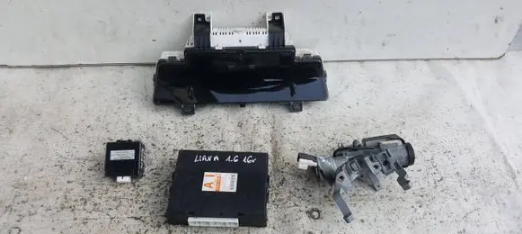 Suzuki Liana Immobilizer control unit/module 3392154GA