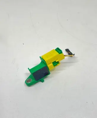 Volkswagen Touran I Airbag deployment crash/impact sensor 5M0909606A 5WK43656