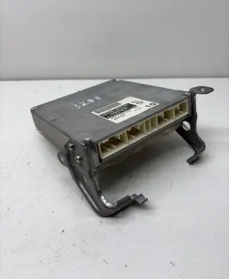 Toyota Corolla E120 E130 Engine control unit/module 8966602110 1758005221 MB1758005221