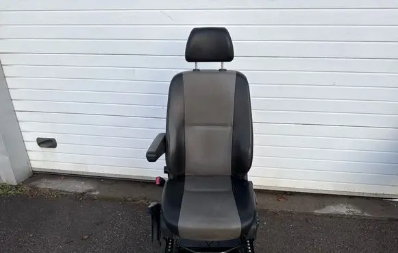 Volkswagen Crafter Front driver seat 