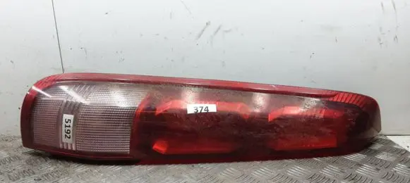 Nissan X-Trail T30 Rear/tail lights