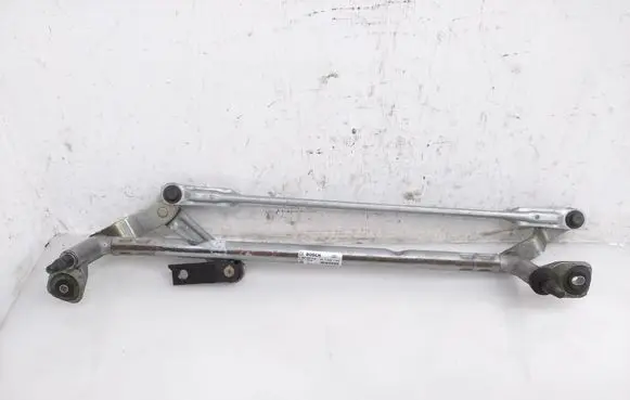 Volkswagen Golf VIII Front wiper linkage 5H2955023A