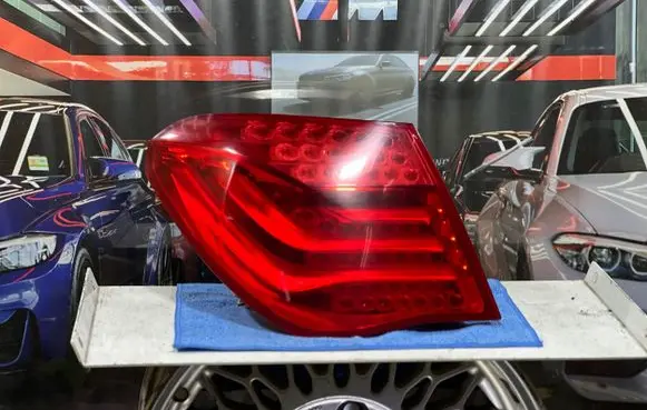 BMW 7 F01 F02 F03 F04 Rear/tail lights 7182197