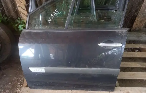 Renault Scenic II - Grand scenic II Front door