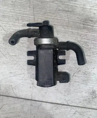 Volvo S80 Turbo solenoid valve 1H0906627 72190320 99T1051