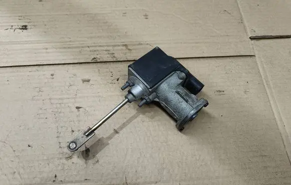 Audi A4 S4 B8 8K Turbine electric control actuator 03F145725G 70387498