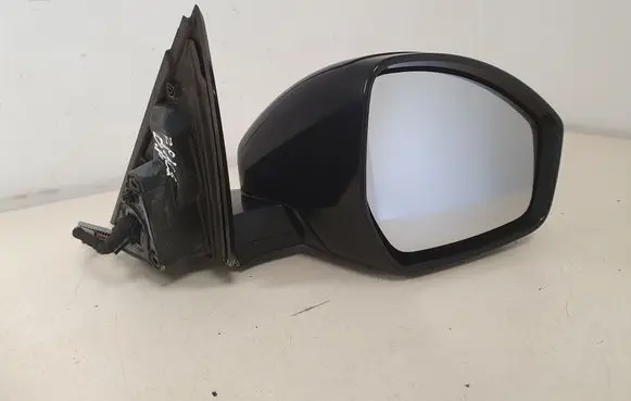 Front door electric wing mirror