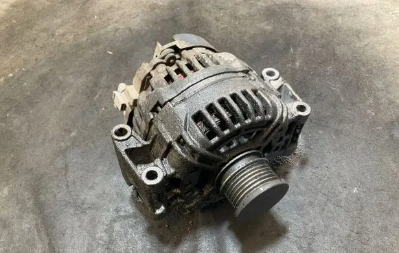 Mercedes-Benz Sprinter W906 Generator/alternator