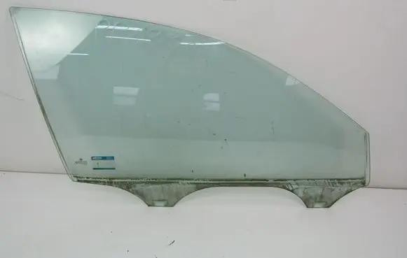 Volkswagen PASSAT B5.5 Front door window glass four-door 