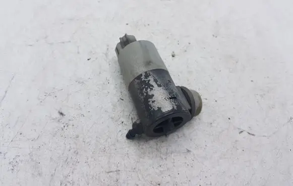 Toyota Corolla E120 E130 Windscreen/windshield washer pump NOCODE