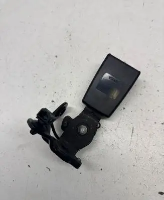 Audi A3 S3 8V Middle seatbelt (rear) 8V0857740 24042014