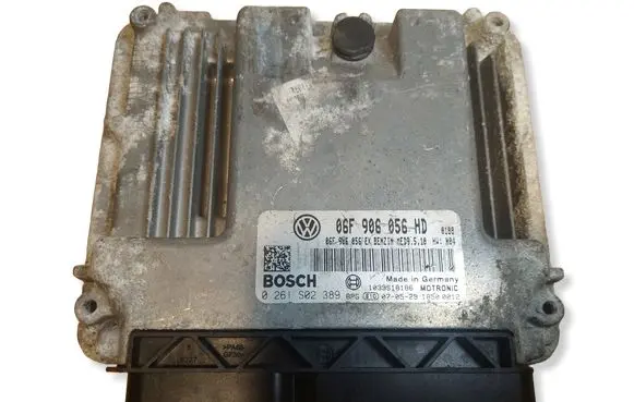 Volkswagen Eos Engine control unit/module ECU 0261S02389 06F906056HD 06F906056EK