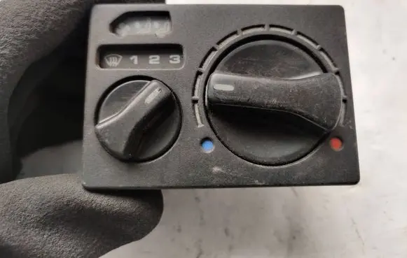 Volkswagen Transporter - Caravelle T4 Climate control unit 701959531A