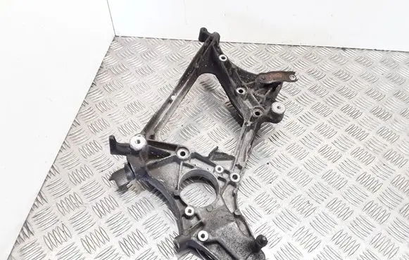 Mercedes-Benz E W212 Generator/alternator bracket A6512011909