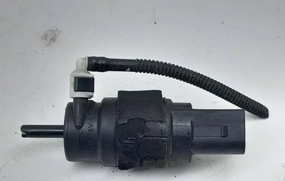 Audi A5 Sportback 8TA Windscreen/windshield washer pump 8K5955647