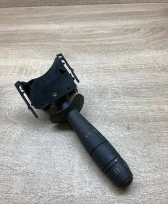 Renault Laguna II Wiper control stalk 8200002460