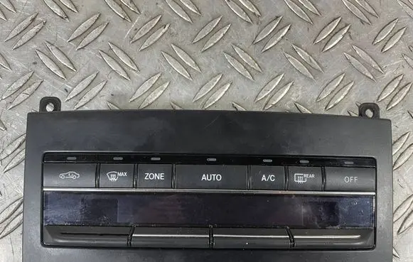 Mercedes-Benz E W212 Climate control unit A2129004525