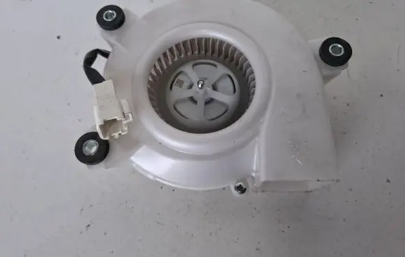 Lexus RX 450H Hybrid/electric vehicle battery fan G923048040 1173001130