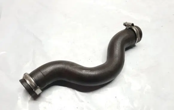 Peugeot 207 Engine coolant pipe/hose