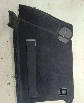 Trunk/boot lower side trim panel