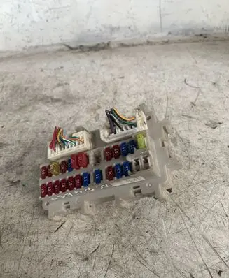 Nissan Quest Fuse module