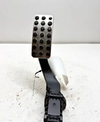Mercedes-Benz CLA C118 X118 Accelerator throttle pedal A1773002100