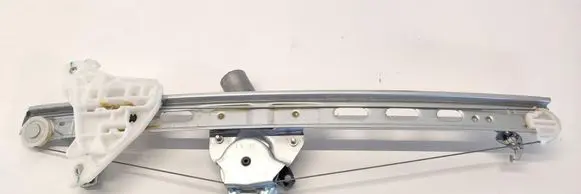 Suzuki SX4 S-Cross Front door window regulator with motor 83402-63T00