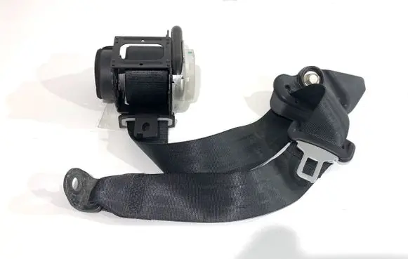 Honda CR-V Rear seatbelt 