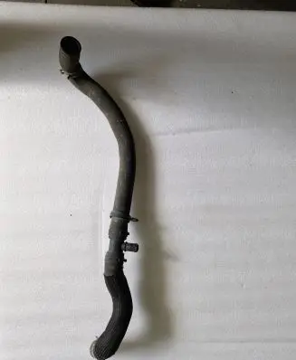 Chevrolet Camaro Engine coolant pipe/hose 84134906