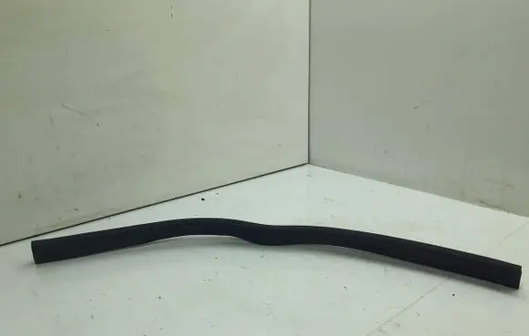 Mercedes-Benz C W204 Engine compartment rubber A2046280198