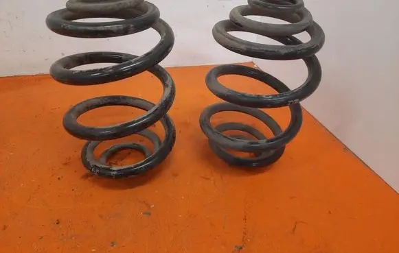 BMW 3 E36 Rear coil spring