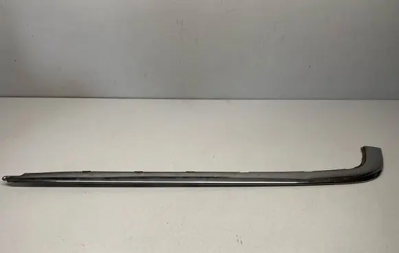 Mercedes-Benz E W124 Rear bumper trim bar molding 