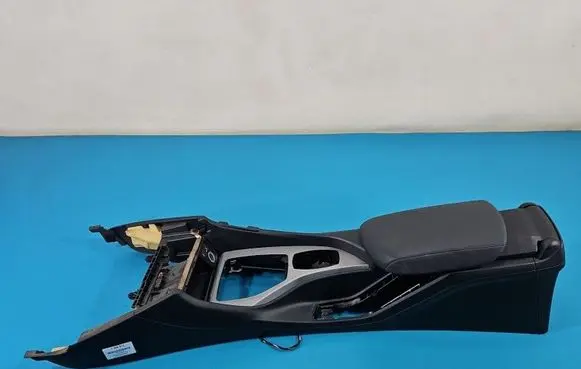 BMW X1 E84 Armrest 105095502 IMPRK1594913