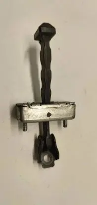 Renault Espace V (RFC) Rear door check strap stopper