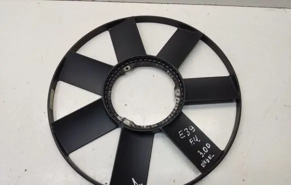 BMW 5 E39 Fan impeller 2249215 1152249215