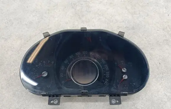 KIA Sportage Speedometer (instrument cluster) 94016-3U516