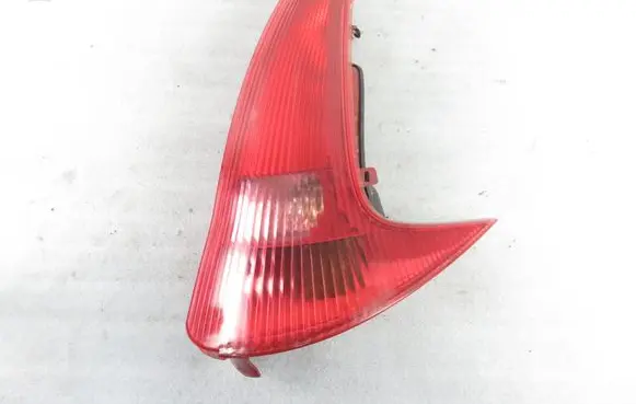 Peugeot 206 Rear/tail lights 