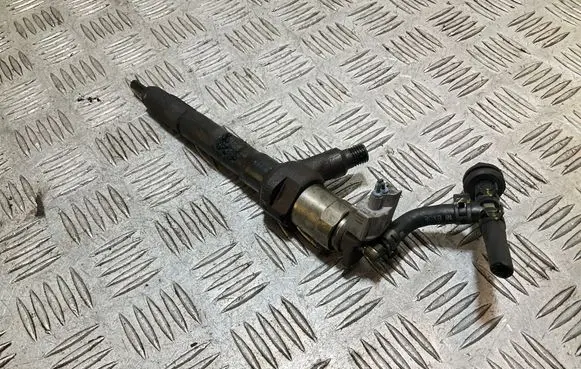 Fuel injector