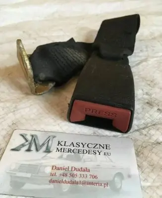 Mercedes-Benz E W124 Rear seatbelt buckle 1248601169