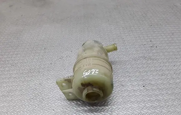 Mitsubishi L200 Power steering fluid tank/reservoir