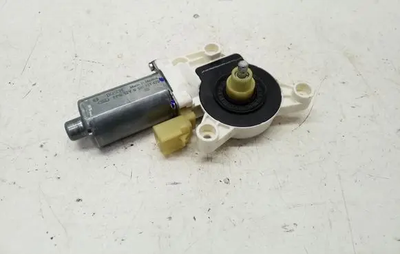 Chrysler Town & Country V Front door window regulator motor 3015588D