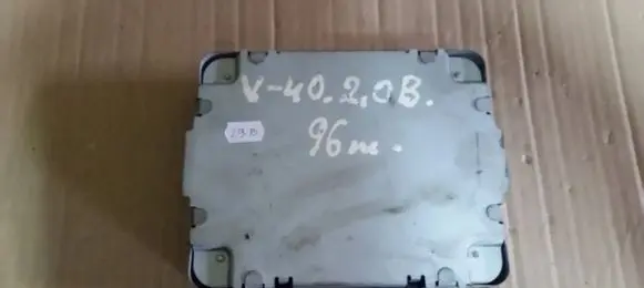 Volvo S40, V40 Engine control unit/module P30813727 1TED002734 T96240070
