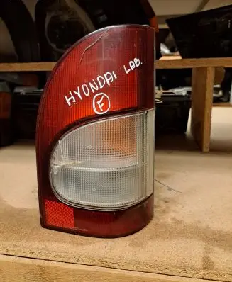 Hyundai H-100 Rear/tail lights 92402434