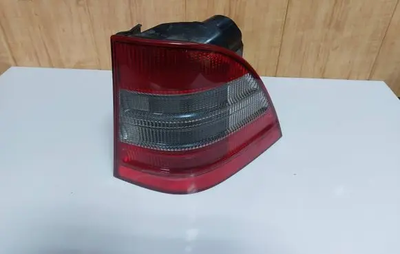 Mercedes-Benz ML W163 Rear/tail lights 963092