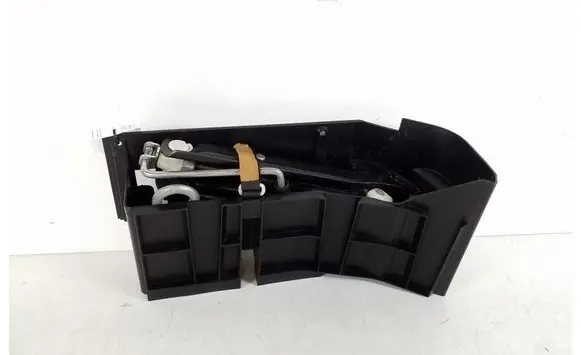 Mercedes-Benz CLS C219 Tool set A2198900014