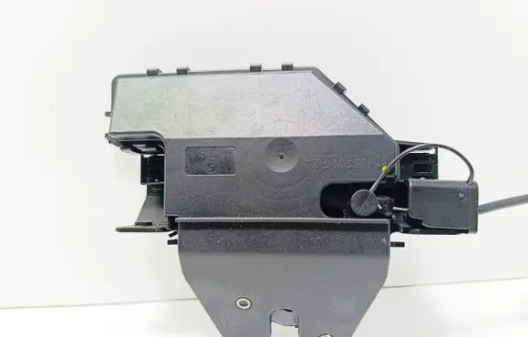 BMW 1 E82 E88 Tailgate/trunk/boot lock/catch/latch 7840617