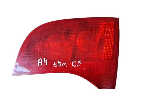 Audi A4 S4 B7 8E 8H Tailgate rear/tail lights 8E9945094